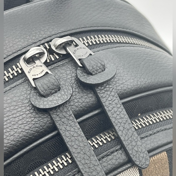 Coach Large  Backpack In Signature Jacquard With Varsity Stripe - Picture 6 of 14